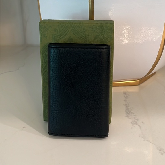 GUCCI INTERLOCKING DORIAN PEBBLED LEATHER 6 KEY HOLDER CASE - Picture 3 of 13